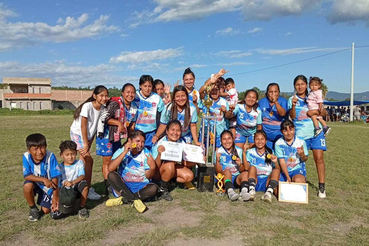 Tiraxi Chico - Campeon Torneo Clausura 2025 (Femenino libre)